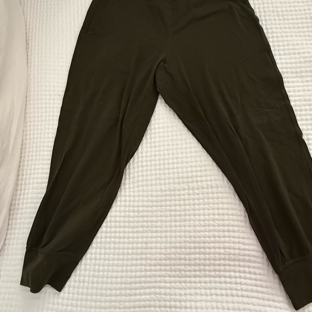 Lululemon align joggers size 8